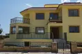 Villa de 4 dormitorios 365 m² Vasilia, Chipre del Norte