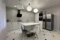 Mieszkanie 4 pokoi 200 m² Mińsk, Białoruś