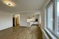 Mieszkanie 3 pokoi 53 m² Miasto Stołeczne Praga, Czechy