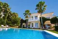 Haus 5 Schlafzimmer 618 m² Dos Hermanas, Spanien