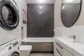 Mieszkanie 4 pokoi 101 m² w Warszawa, Polska