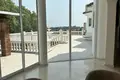 5 bedroom house 400 m² Dos Hermanas, Spain