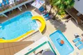 Apartamento vacacional Diamond con piscina en Vlora, Albania.