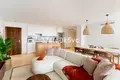 Mieszkanie 3 pokoi 110 m² Benahavis, Hiszpania