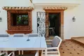 4-Schlafzimmer-Villa 208 m² Estepona, Spanien