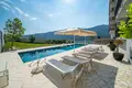 Appartement 5 chambres 203 m² Dobrota, Monténégro