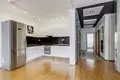 Mieszkanie 4 pokoi 107 m² Miasto Stołeczne Praga, Czechy