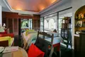 villa de 5 chambres 1 400 m² Karon, Thaïlande