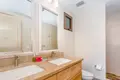 Condo 17 pokojów 1 087 m² Roatan, Honduras