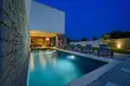 4-Schlafzimmer-Villa 252 m² Rovinj, Kroatien