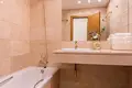 2 bedroom apartment 145 m² Marbella, Spain