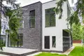  5 rooms 320 m² Central Federal District, Russia