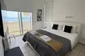 villa de 5 dormitorios 195 m² en Pervolia, Chipre