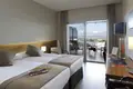Propriété commerciale 823 m² à Badalona, Espagne