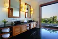 villa de 5 chambres 1 550 m² Ban Bang Thao, Thaïlande