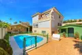 Haus 6 Schlafzimmer 324 m² Dos Hermanas, Spanien