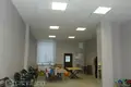 Propiedad comercial 4 habitaciones 100 m² en Riga, Letonia
