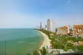 Ático 4 habitaciones 560 m² Na Kluea, Tailandia