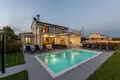 Haus 3 Schlafzimmer 290 m² Brtonigla, Kroatien