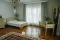 Haus 8 zimmer 535 m² Tarasava, Belarus