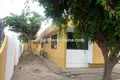 Дом 4 спальни  Аккра, Гана
