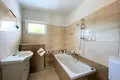 House 1 bathroom 91 m² in Central Hungary, All countries