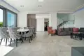 4 bedroom Villa 200 m² Parekklisia, Cyprus