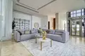 4-Schlafzimmer-Villa 350 m² Aradippou, Zypern