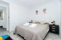 Mieszkanie 58 pokojów  Torrevieja, Hiszpania