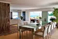 Villa de 7 dormitorios 1 300 m² Sácer, Italia