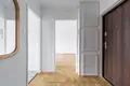 2 room apartment 41 m² in Warsaw, Poland