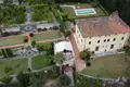 8 room house 1 000 m² in Tuscany, Italy