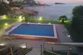3-Schlafzimmer-Villa 240 m² Budva, Montenegro
