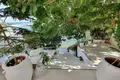 Hotel 307 m² in Amarynthos, Greece