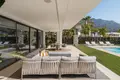 5-Schlafzimmer-Villa 630 m² Marbella, Spanien