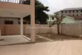Dom 4 pokoi  Sakumono, Ghana