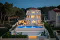 Haus 4 Schlafzimmer 142 m² Opcina Sutivan, Kroatien