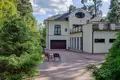 Casa 7 habitaciones 600 m² Jurmala, Letonia