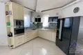 Villa 8 habitaciones 525 m² Radovici, Montenegro