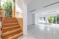 8 room house 208 m² in Warsaw, Poland