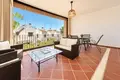 3 bedroom house 195 m² Dos Hermanas, Spain