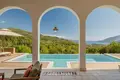 3 bedroom villa 354 m² Ratisevina, Montenegro