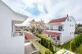 Квартира 1 комната 195 м² Серик, Турция