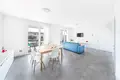 Villa 8 bedrooms 390 m² Padenghe sul Garda, Italy