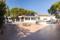 Haus 5 Schlafzimmer 288 m² Dos Hermanas, Spanien