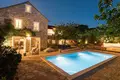 Casa 4 habitaciones 255 m² Split Dalmatia County, Croacia