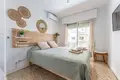 Mieszkanie 5 pokojów 114 m² Malaga, Hiszpania