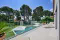 4-Schlafzimmer-Villa 220 m² in Frankreich, Frankreich