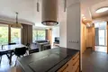 Apartamento 3 habitaciones 84 m² en Varsovia, Polonia
