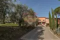Propriété commerciale 608 m² à Lucques, Italie